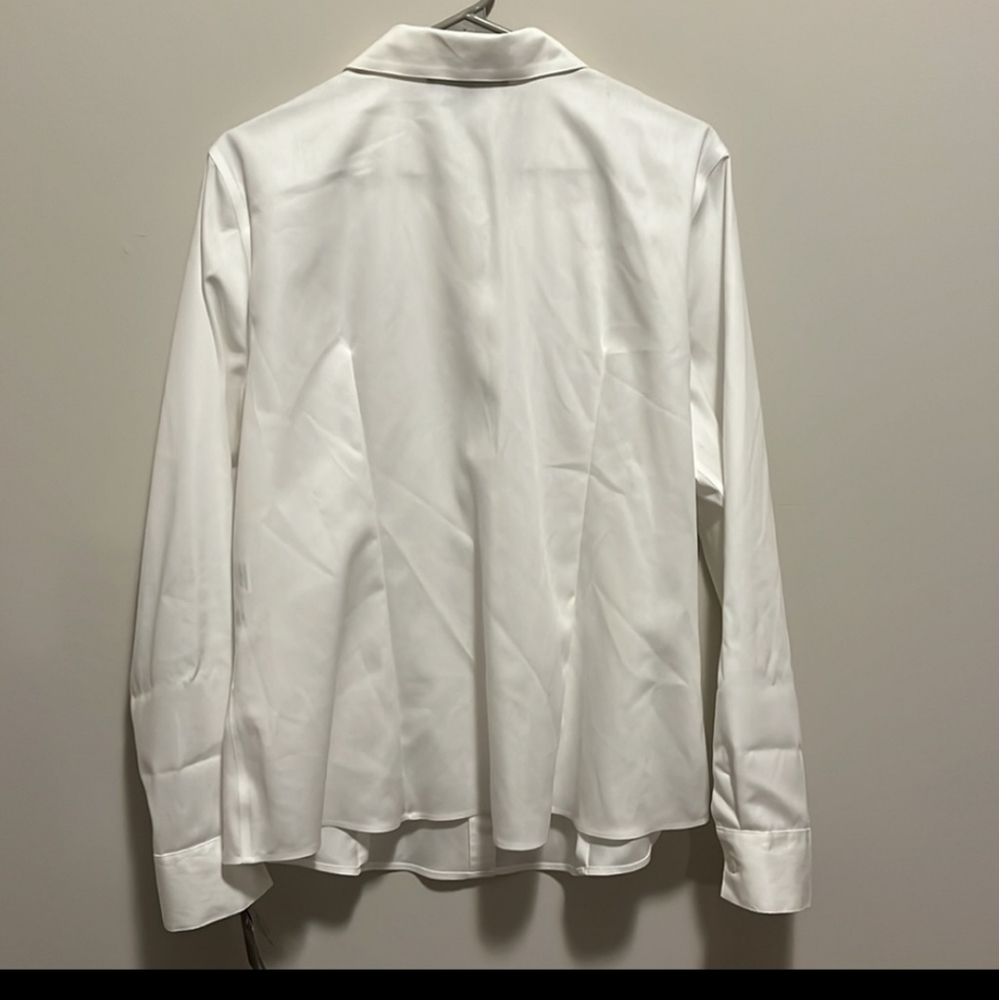 NWT Kasper non iron white shirt long sleeves button cuffs, button front size 16